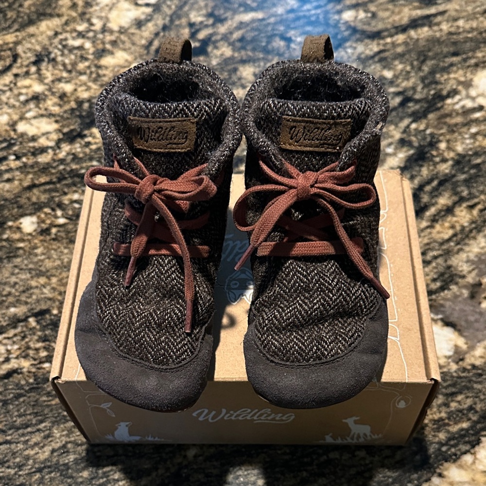 Wildling Akita 22 toddler soft boots